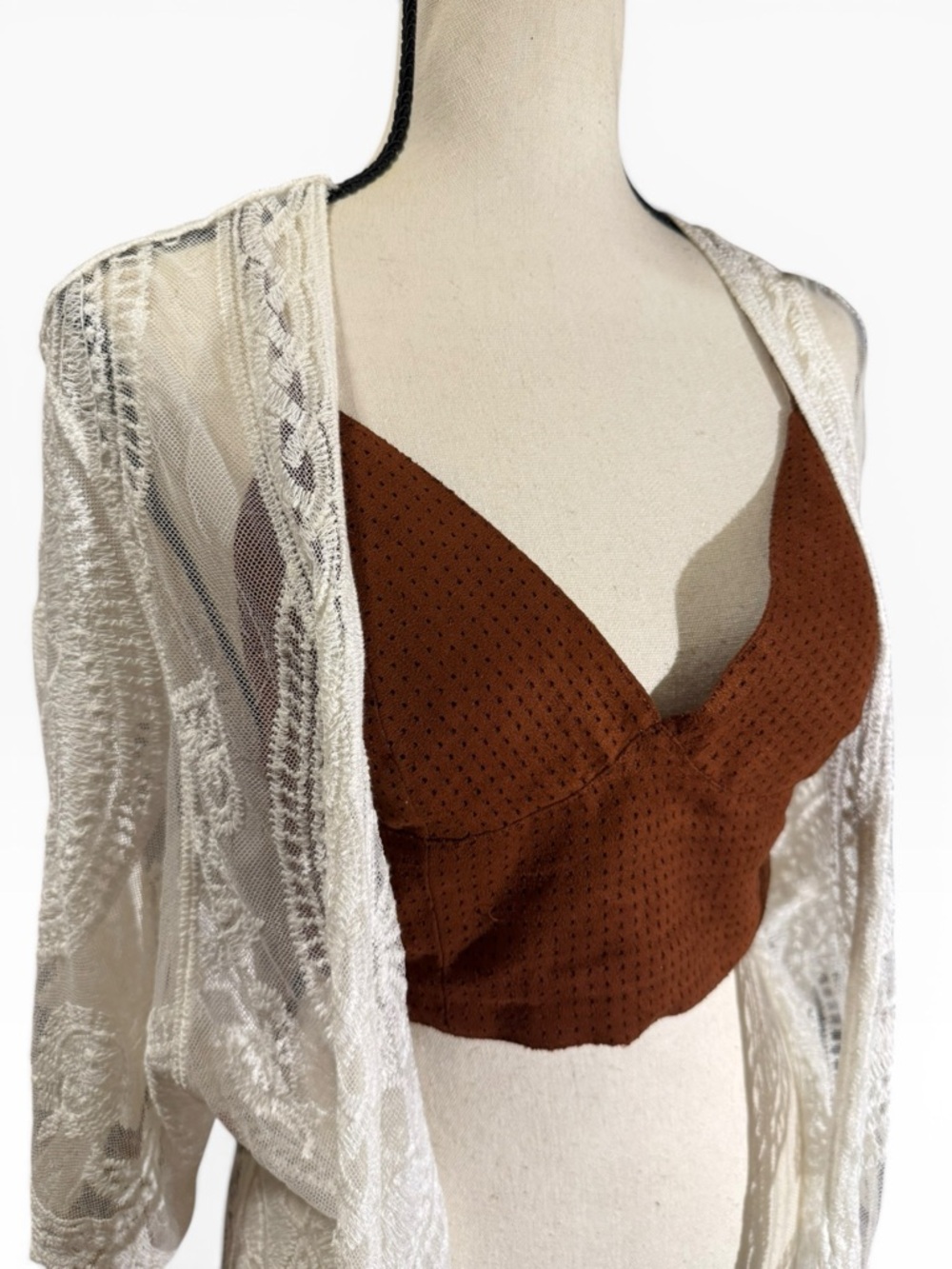 Sheer Lace Long Duster in Eggshell - Picture 6 of 6